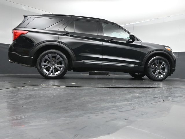 Certified 2024 Ford Explorer XLT w/ Equipment Group 202A AWD/4WD image 45