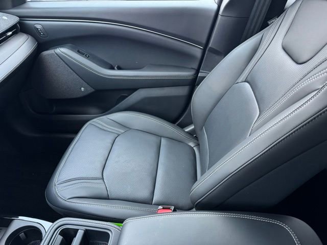 Certified 2025 Ford Mustang Mach-E Premium image 27