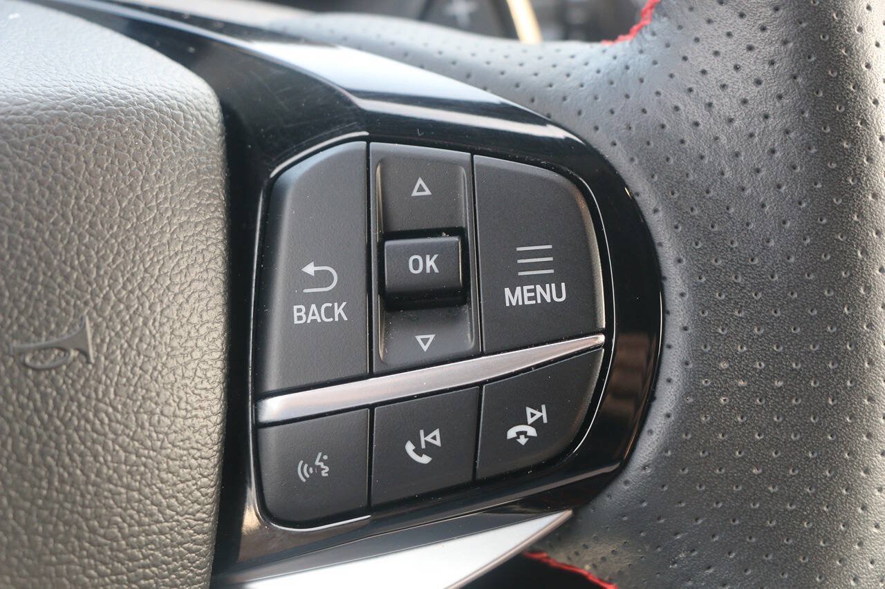 Certified 2025 Ford Explorer ST AWD/4WD image 15