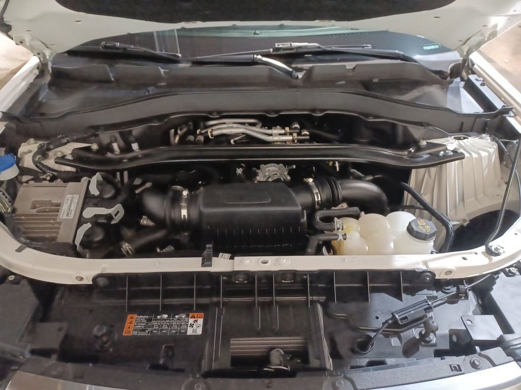 Certified 2023 Ford Explorer Platinum w/ Technology Package image 18