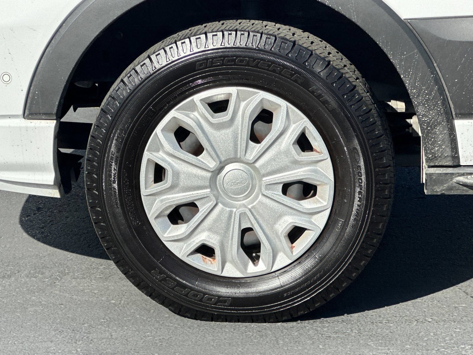 Certified 2022 Ford Transit 350 XLT RWD image 25