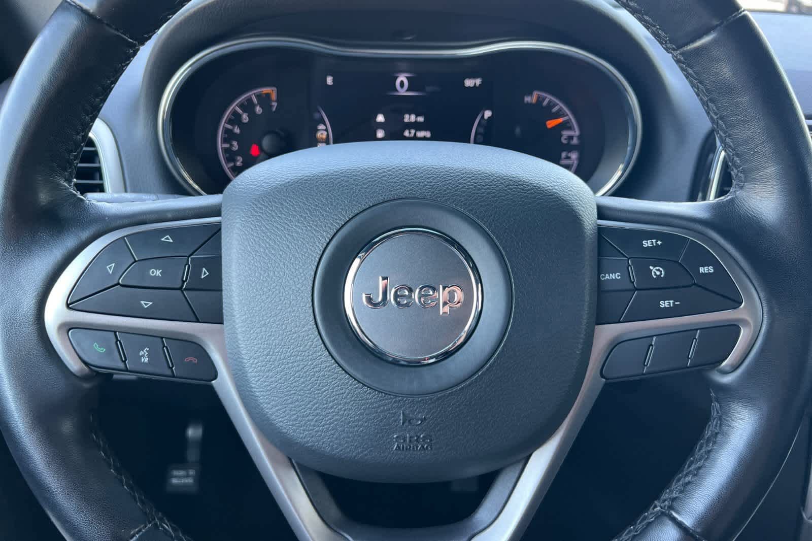 Used 2021 Jeep Grand Cherokee Laredo X image 25