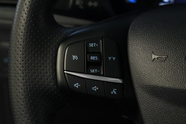 Certified 2025 Ford Escape ST-Line Select AWD/4WD image 14