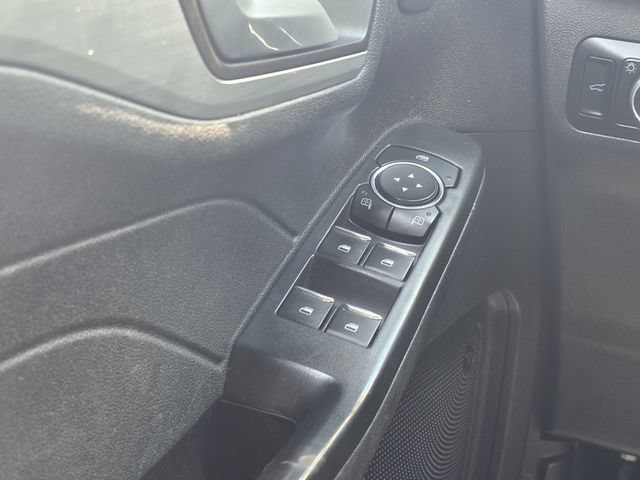 Certified 2023 Ford Escape Platinum w/ Premium Technology Package AWD/4WD image 16