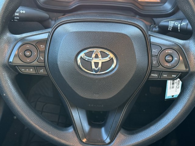 Used 2021 Toyota Corolla LE FWD image 26