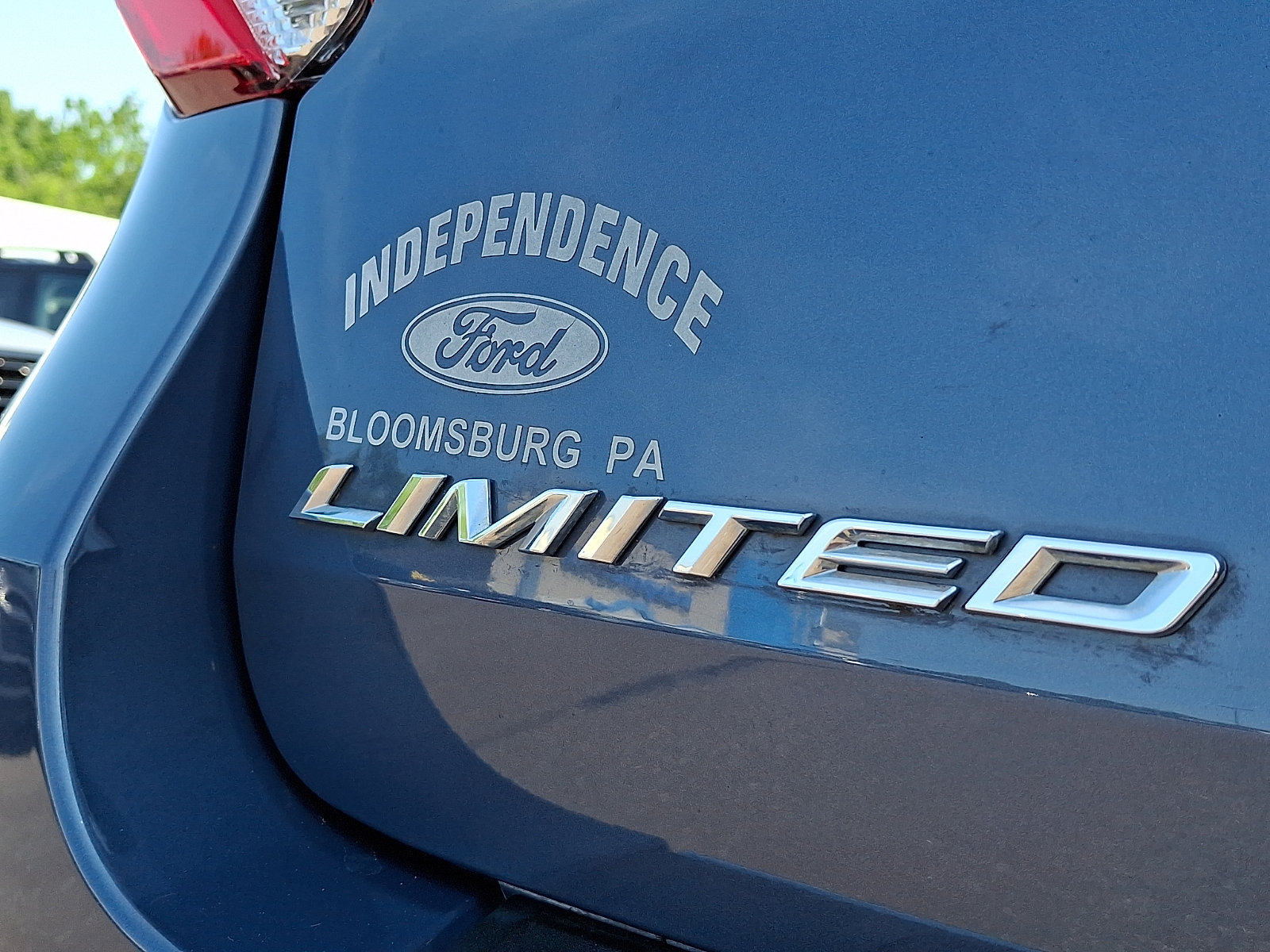 Certified 2021 Ford Explorer Limited w/ Equipment Group 301A AWD/4WD image 31