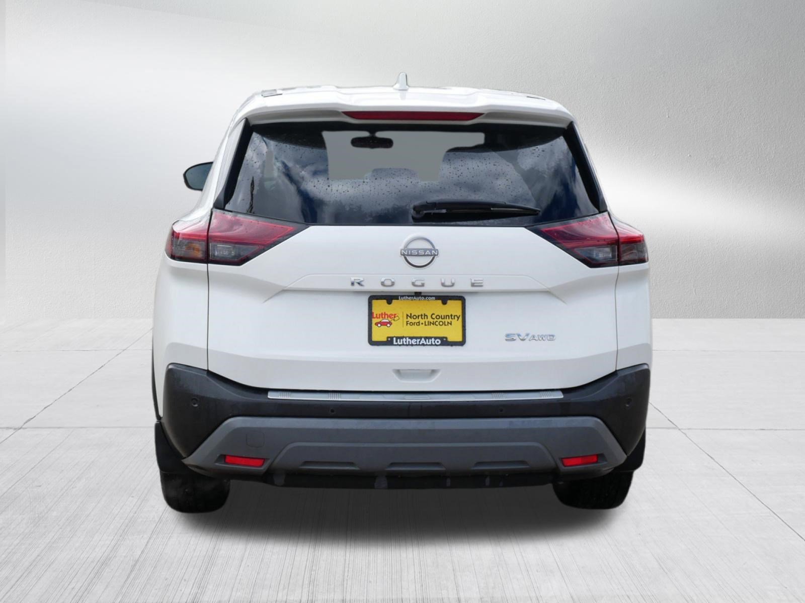 Used 2023 Nissan Rogue SV AWD/4WD image 6