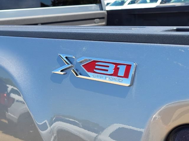 Used 2025 GMC Sierra 2500 SLT w/ Texas SLT Premium Package AWD/4WD image 9