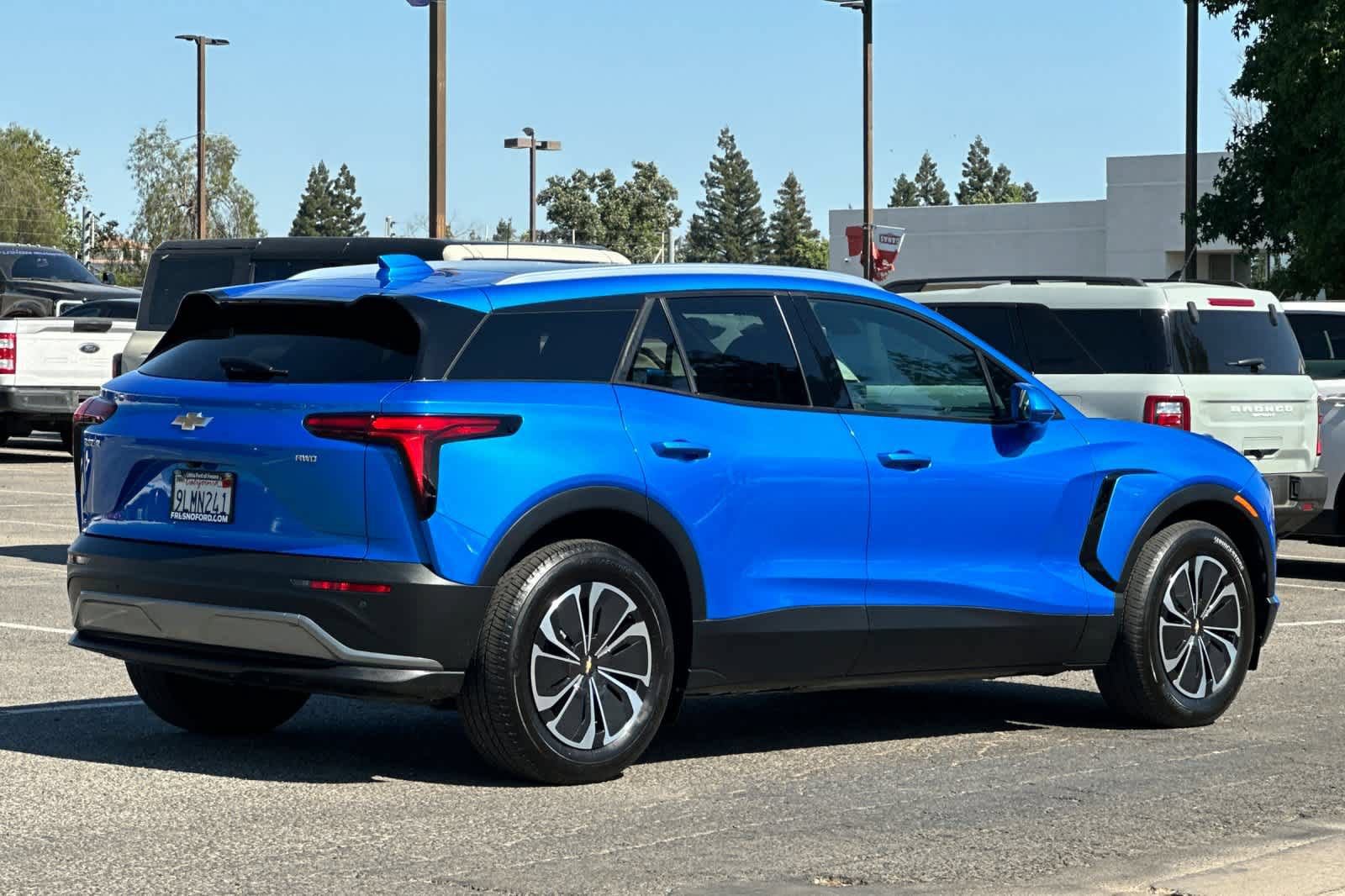Used 2024 Chevrolet Blazer EV LT AWD/4WD image 2