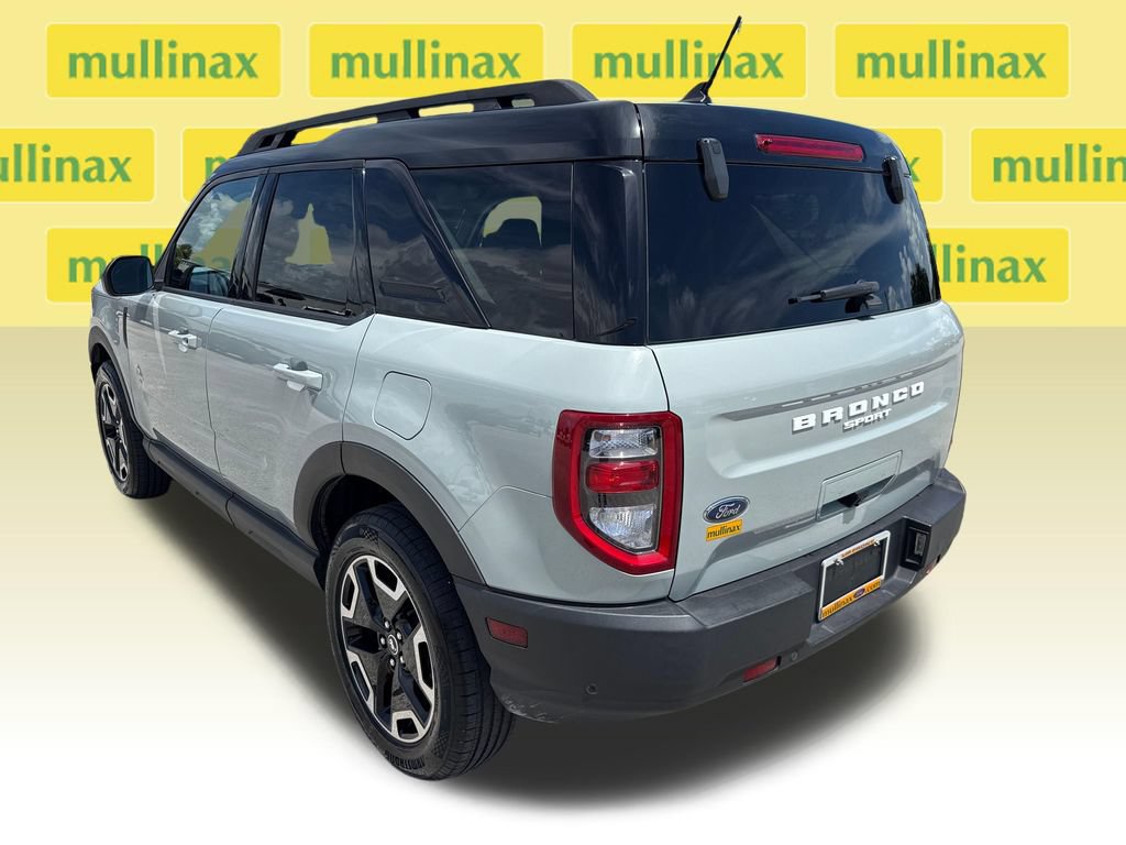 Certified 2022 Ford Bronco Sport Outer Banks AWD/4WD image 9