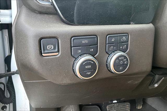 Used 2025 GMC Sierra 1500 SLT AWD/4WD image 32