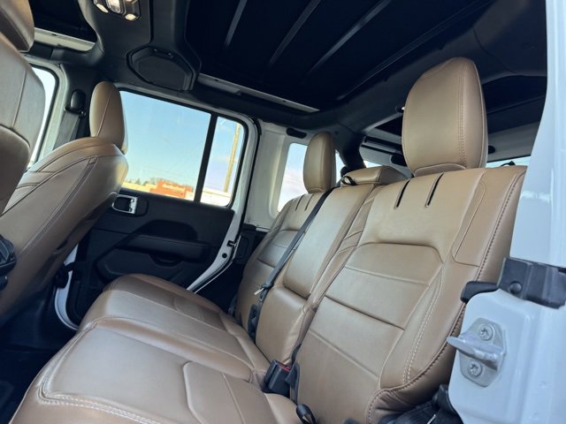 Used 2023 Jeep Wrangler Unlimited Sahara w/ Cold Weather Group image 11