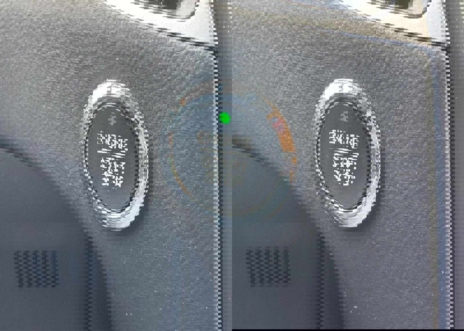 Certified 2024 Ford Edge SEL w/ Convenience Package image 32