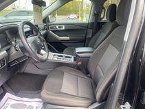 Certified 2024 Ford Explorer XLT AWD/4WD image 20