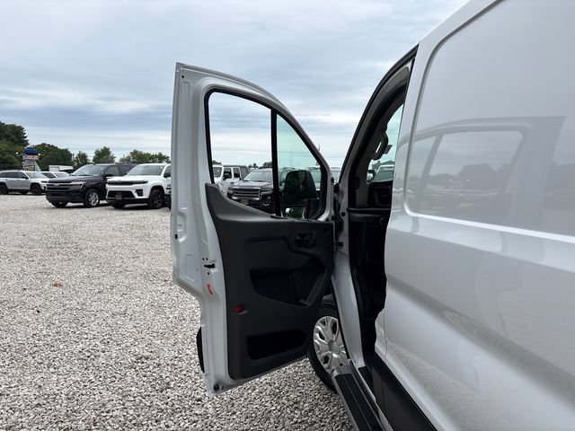Certified 2025 Ford Transit 250 Low Roof w/ Exterior Upgrade Package RWD image 19