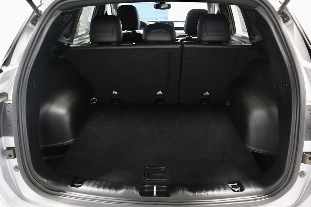 Used 2025 Jeep Compass Trailhawk AWD/4WD image 13