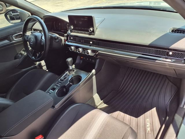 Used 2025 Honda Civic Sport image 28