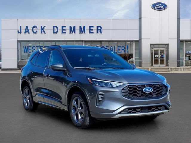 Certified 2023 Ford Escape ST-Line Select w/ Tech Pack #2 AWD/4WD image 1