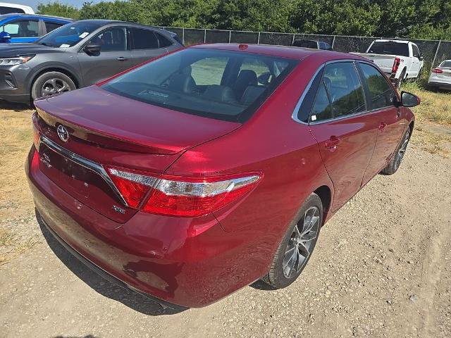 Used 2017 Toyota Camry XSE FWD image 3