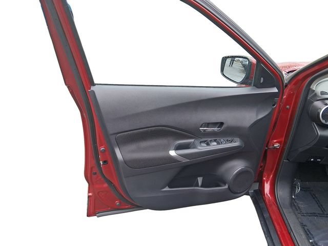 Used 2023 Nissan Kicks SV FWD image 11
