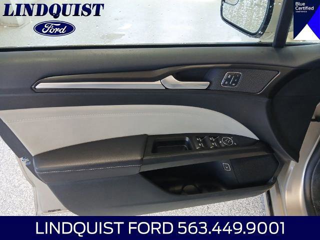 Certified 2017 Ford Fusion Titanium image 13
