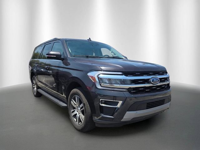 Certified 2024 Ford Expedition Max Limited RWD image 3