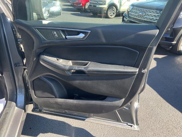 Certified 2022 Ford Edge SE image 17