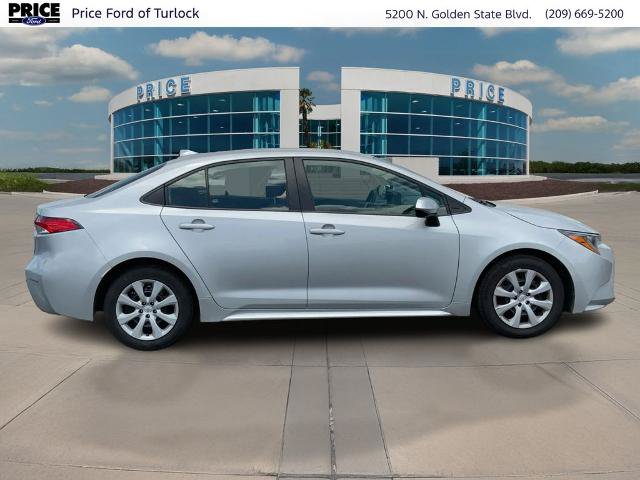 Used 2024 Toyota Corolla LE FWD image 4