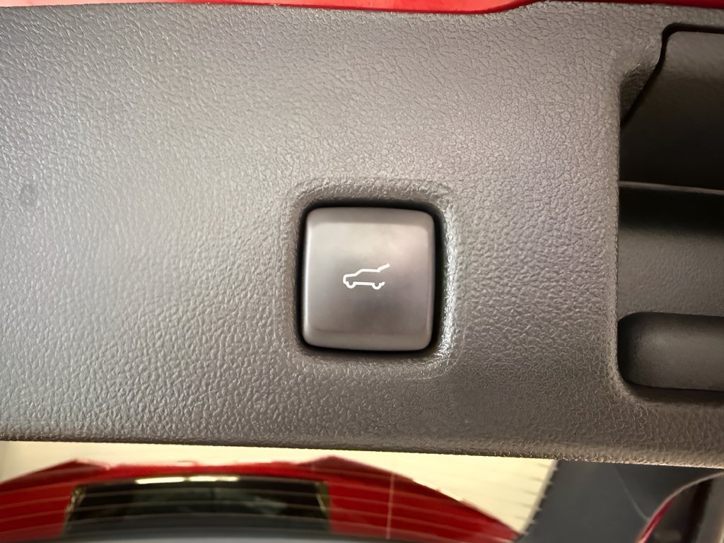 Certified 2024 Ford Escape ST-Line w/ Tech Pack #1 AWD/4WD image 14