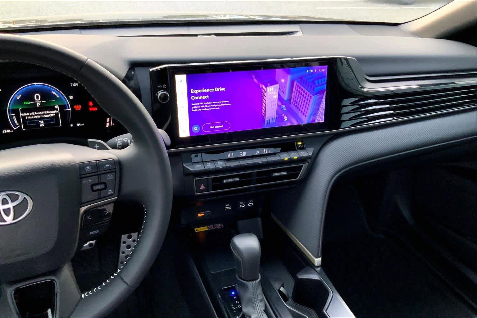 Used 2025 Toyota Camry SE w/ Multimedia Upgrade Package FWD image 7