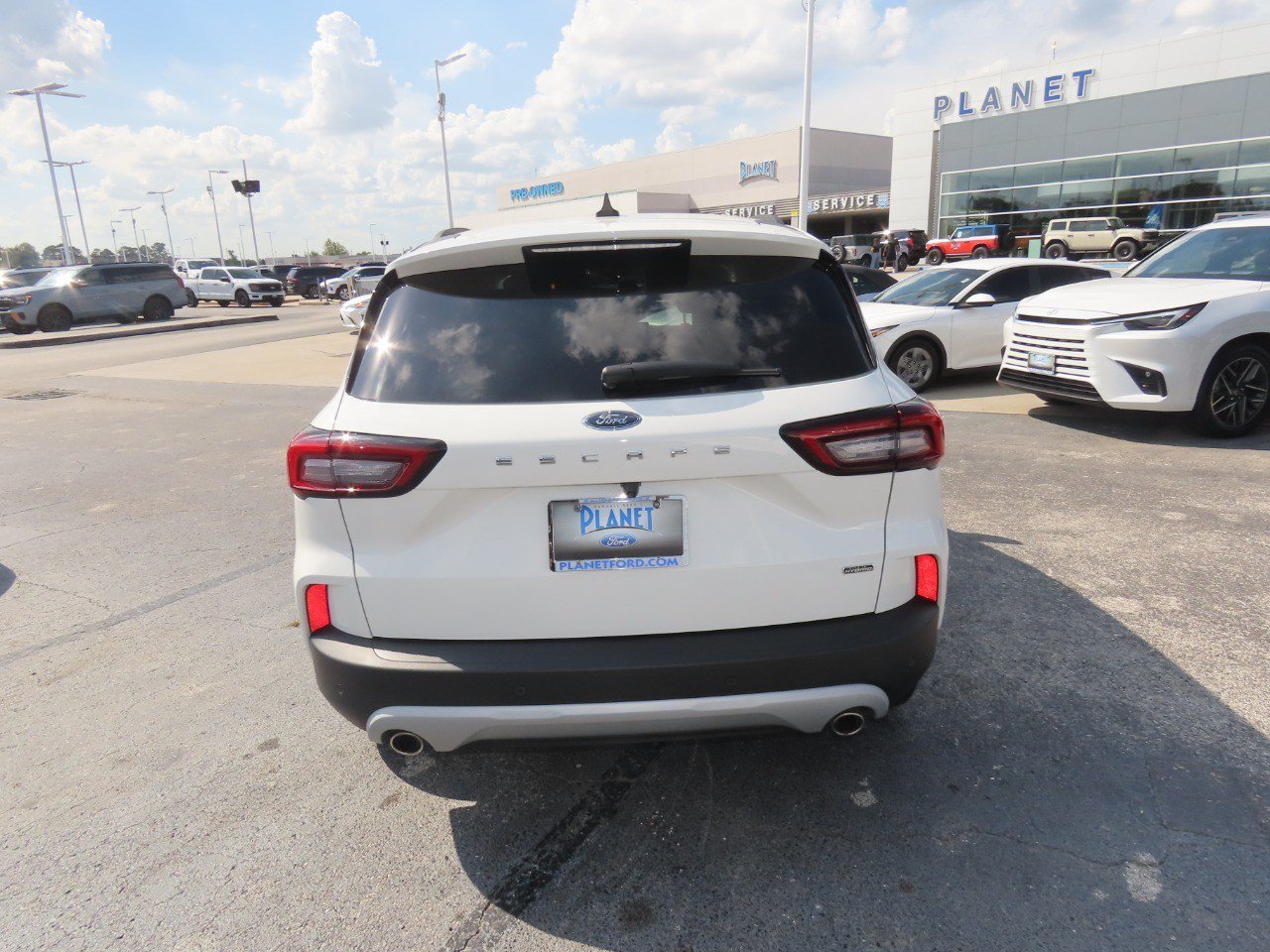 Certified 2025 Ford Escape SE FWD image 13