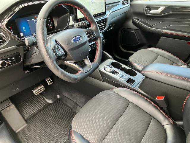 Certified 2023 Ford Escape ST-Line w/ Tech Pack #1 FWD image 20