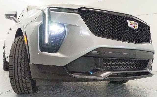 Used 2024 Cadillac XT4 Sport AWD/4WD image 23
