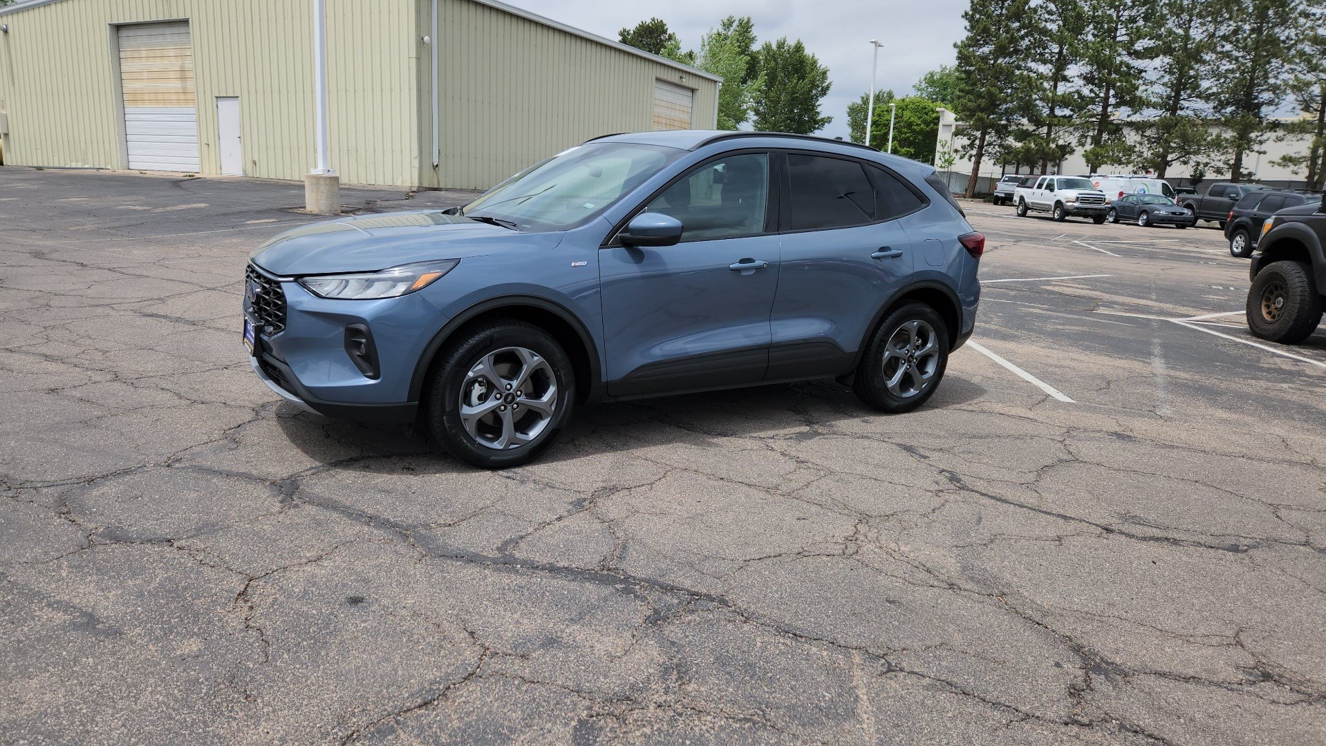 Certified 2025 Ford Escape ST-Line Select AWD/4WD image 5