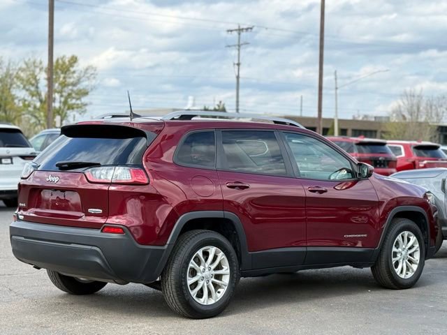 Used 2020 Jeep Cherokee Latitude w/ Cold Weather Group AWD/4WD image 35