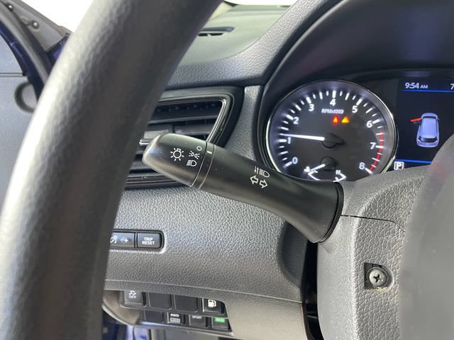 Used 2018 Nissan Rogue S AWD/4WD image 13