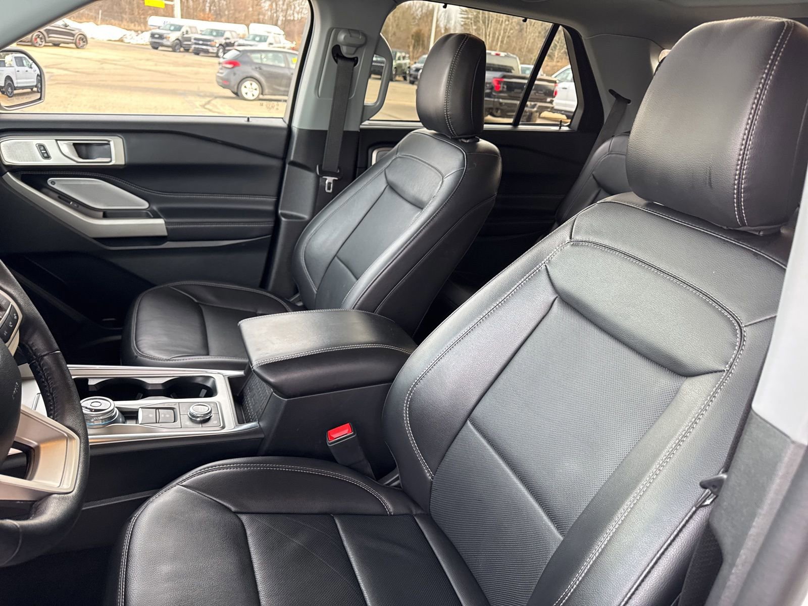 Certified 2023 Ford Explorer Limited w/ Limited Technology Package image 25