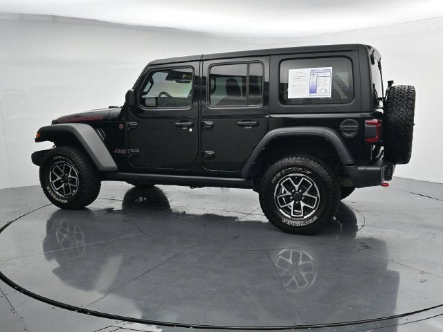 Used 2024 Jeep Wrangler Unlimited Rubicon AWD/4WD image 6