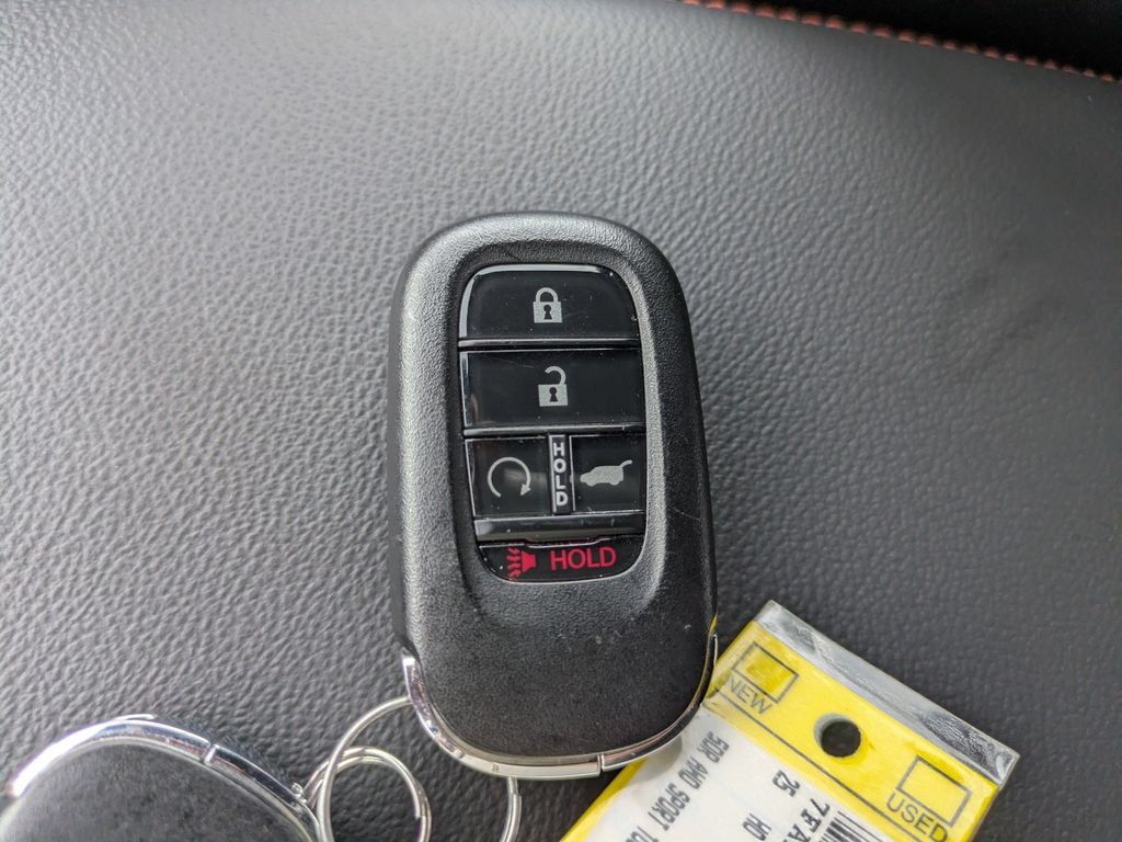 Used 2025 Honda CR-V Sport Touring image 30