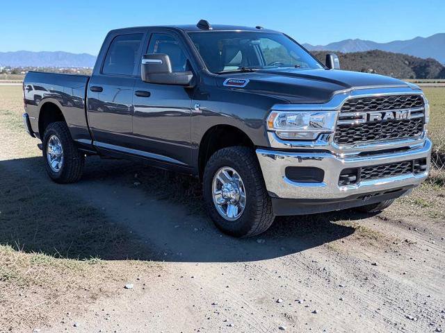 Used 2024 RAM 2500 Tradesman w/ Chrome Appearance Group AWD/4WD image 8