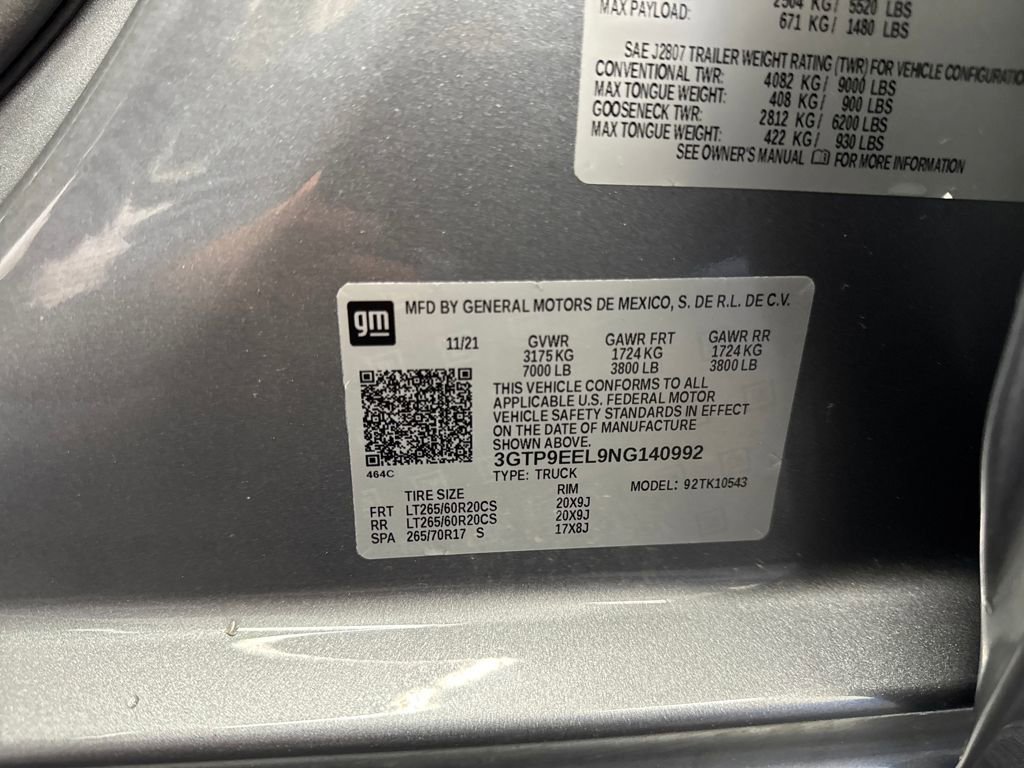 Used 2022 GMC Sierra 1500 AT4 w/ AT4 Premium Package AWD/4WD image 34
