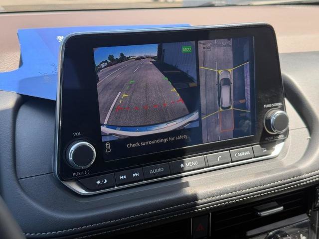 Used 2023 Nissan Rogue SL AWD/4WD image 19