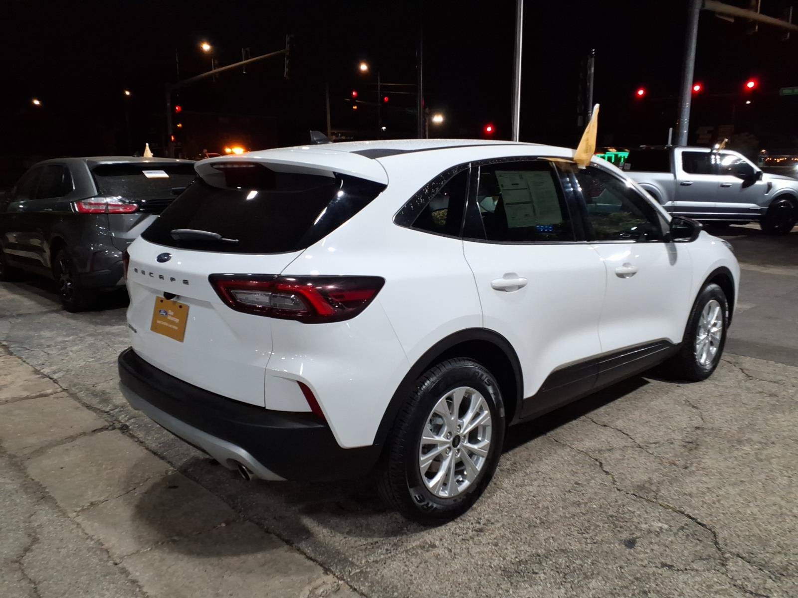 Certified 2024 Ford Escape Active FWD image 3