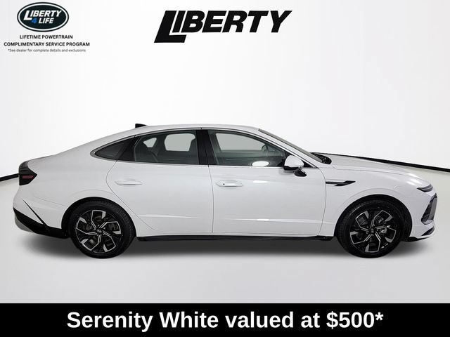 Used 2025 Hyundai Sonata SEL FWD image 2