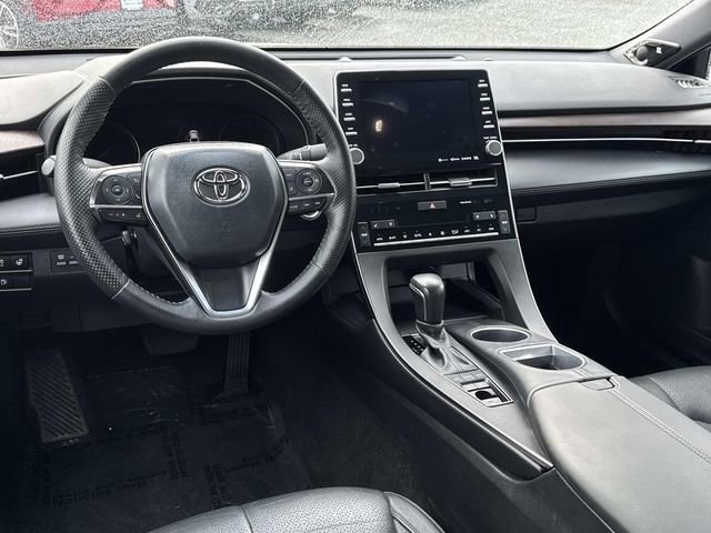 Used 2021 Toyota Avalon Limited image 6
