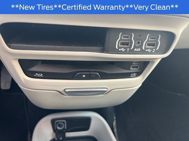 Used 2022 Chrysler Pacifica Touring-L w/ Uconnect Theater Family Group image 40