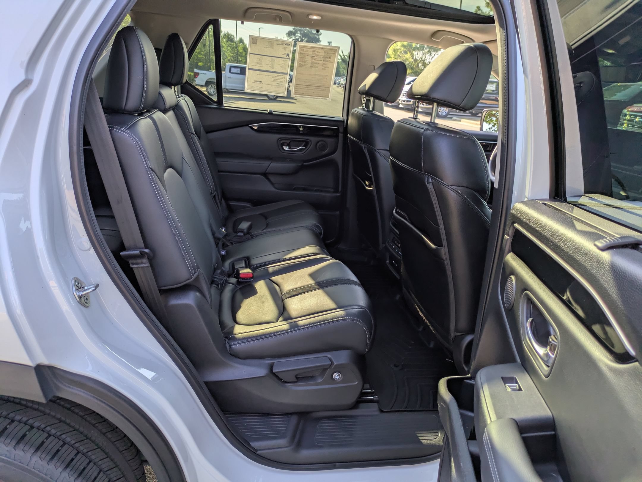 Used 2024 Honda Pilot Touring image 36