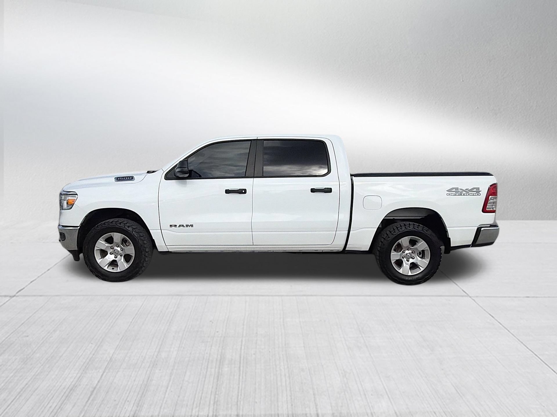 Used 2024 RAM 1500 Big Horn AWD/4WD image 11