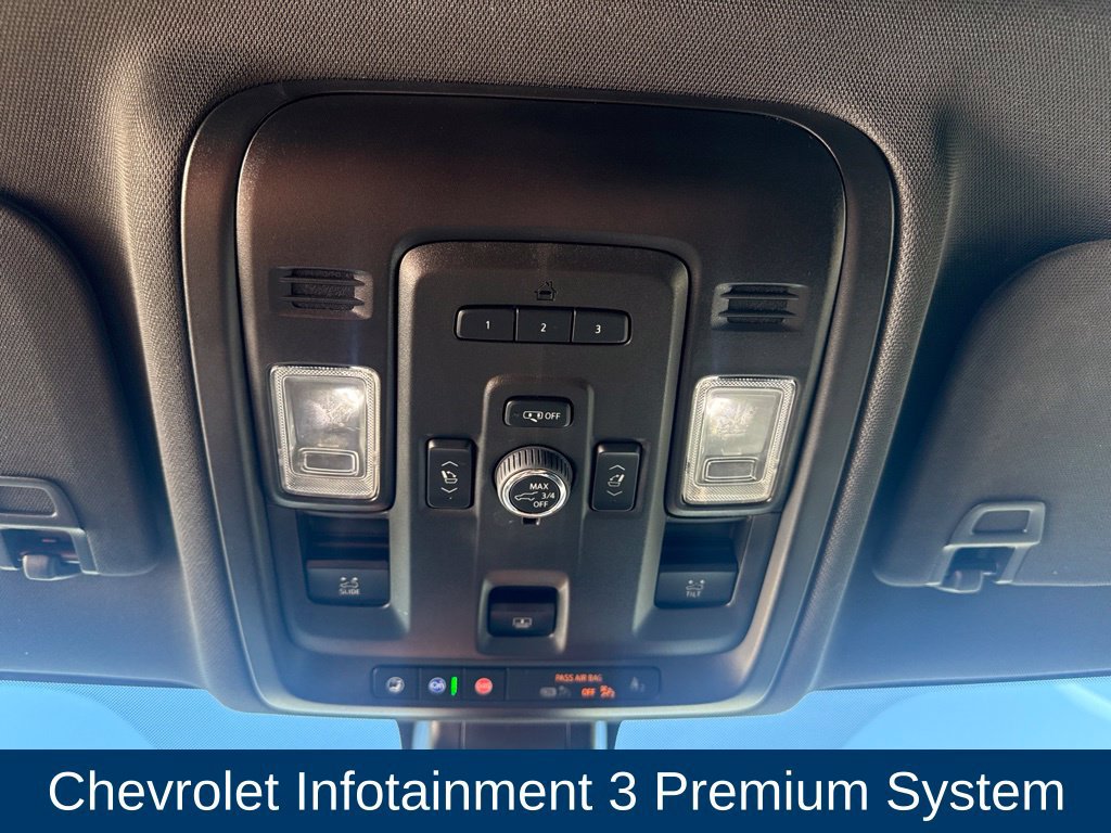 Used 2022 Chevrolet Suburban RST w/ Luxury Package AWD/4WD image 25