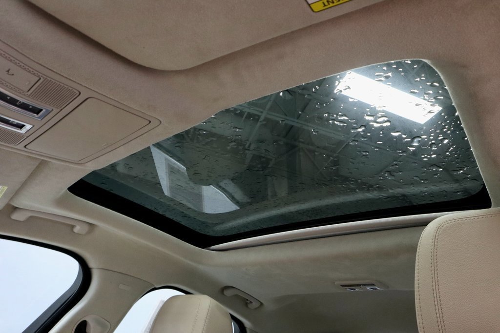 Used 2020 Jaguar XF Prestige image 33